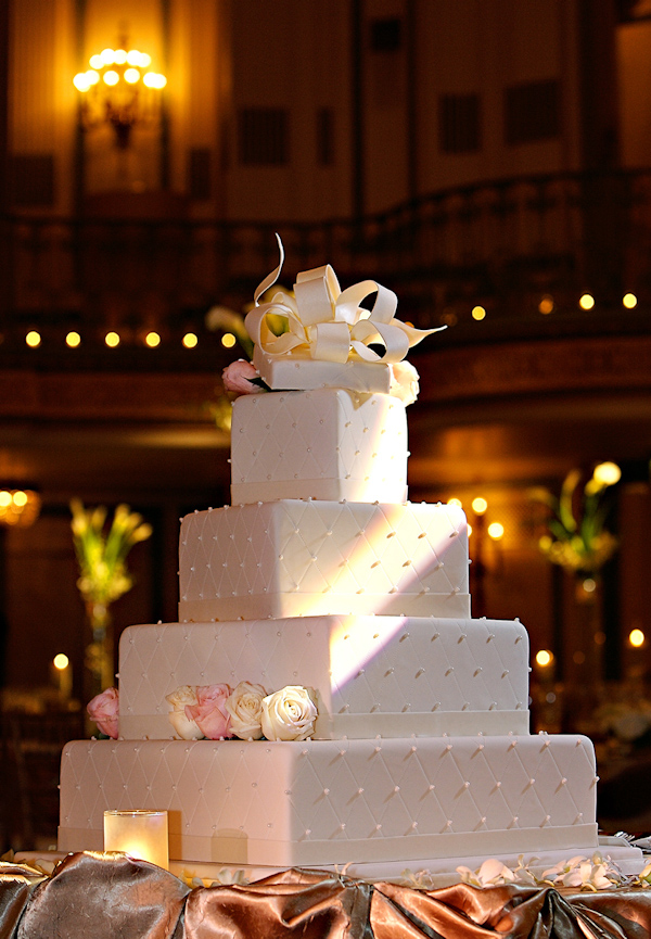 wedding photo by Bob and Dawn Davis Photography, reception, square tiered wedding cake